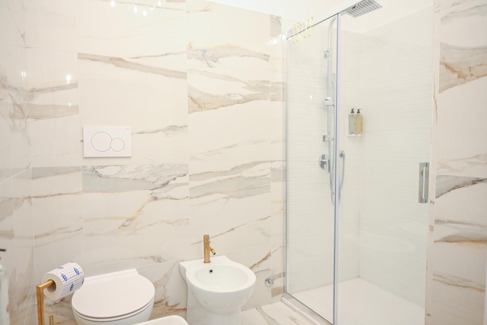 Via Veneto 116 Suites - Guest House Рим Екстериор снимка